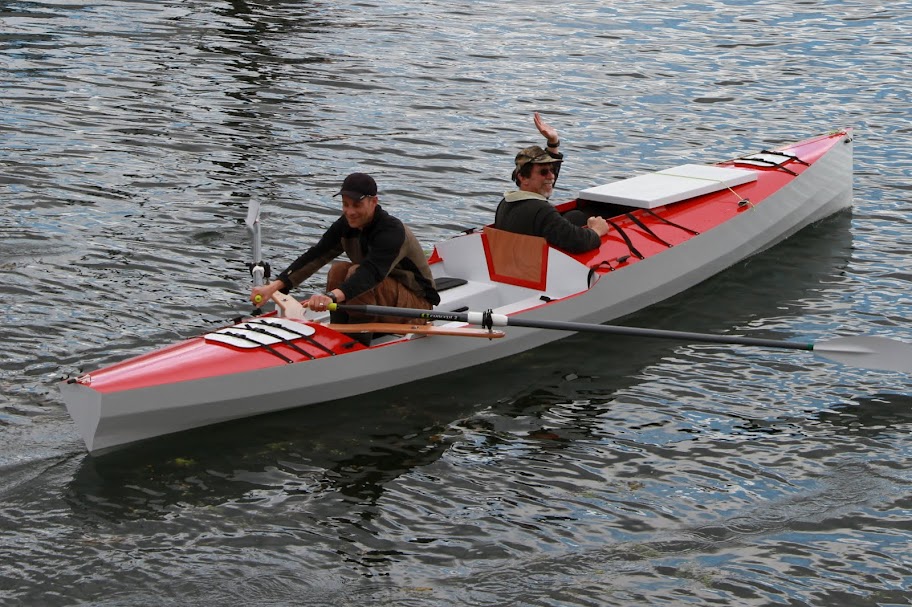  Angus Rowboats   двама симпатяги от Канада